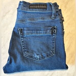 Rock & Republic stretch distress skinny jeans.